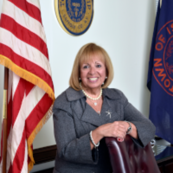 Supervisor Angie Carpenter